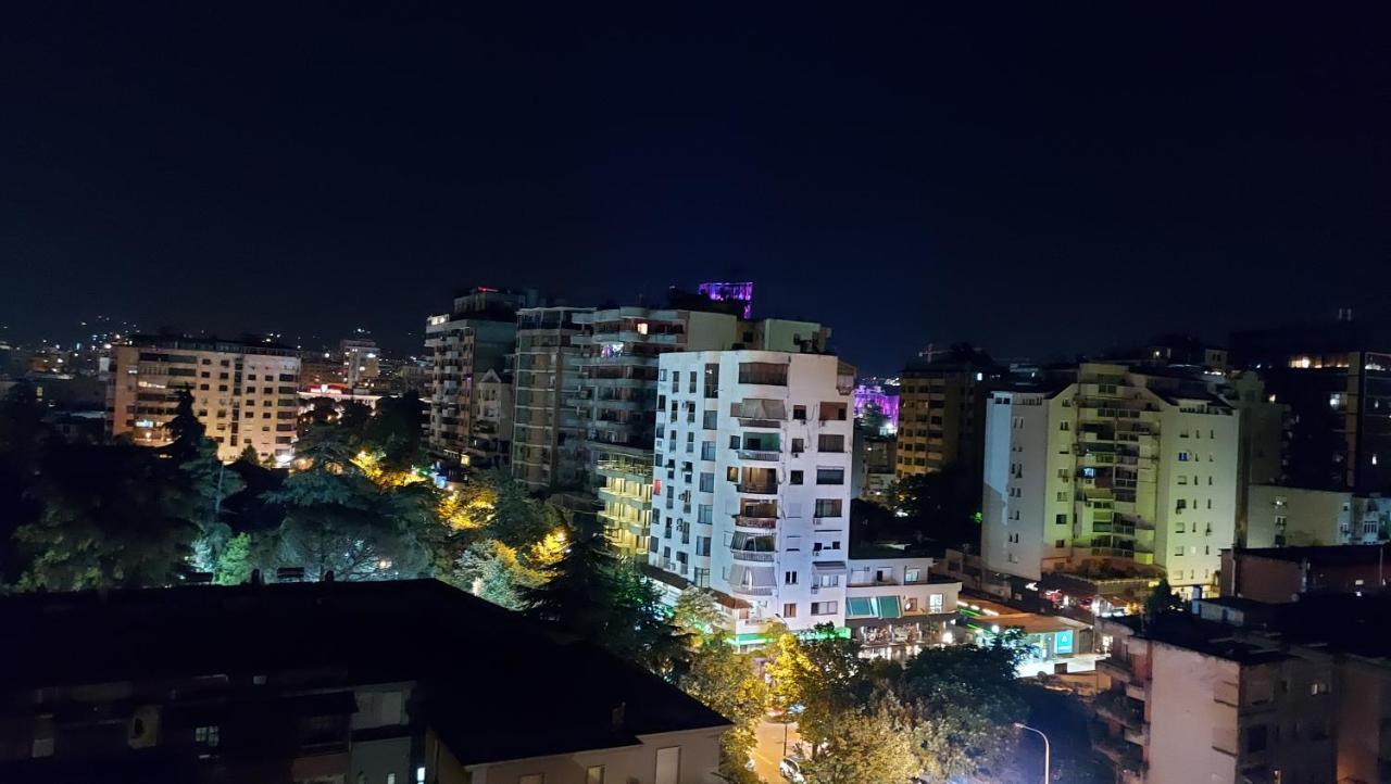 Spacious Family-Friendly Apartment In The Heart Of Bllok Tirana Bagian luar foto